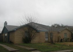 Pre-foreclosure Listing in OAK RIDGE PL GRAND PRAIRIE, TX 75052