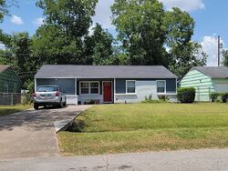 Pre-foreclosure in  TANGERINE ST Houston, TX 77051