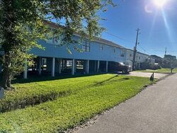 Pre-foreclosure in  RAILROAD AVE Dickinson, TX 77539