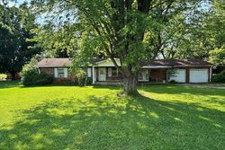 Pre-foreclosure Listing in WALKER CT CAVE CITY, KY 42127