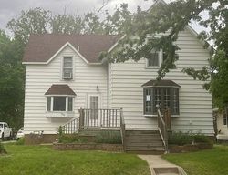 Pre-foreclosure in  10TH ST NE Mason City, IA 50401