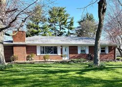 Pre-foreclosure in  AVERITT RD Greenwood, IN 46142