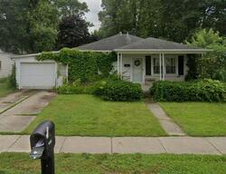 Pre-foreclosure in  10TH ST Anderson, IN 46017