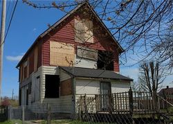 Pre-foreclosure in  GUILFORD AVE Indianapolis, IN 46205