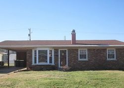 Pre-foreclosure in  N SAINT JAMES BLVD Evansville, IN 47711