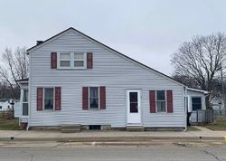 Pre-foreclosure in  S 1ST AVE Forreston, IL 61030