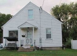 Pre-foreclosure in  AVENUE K Sterling, IL 61081