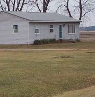 Pre-foreclosure in  LUTHER RD Rock Falls, IL 61071