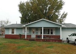 Pre-foreclosure in  N RUSSELL ST Marion, IL 62959