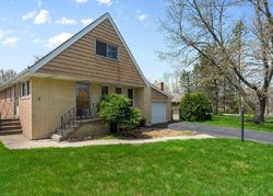 Pre-foreclosure in  S NOLTON AVE Willow Springs, IL 60480