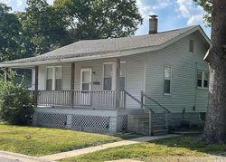 Pre-foreclosure in  E BELLE AVE Belleville, IL 62221