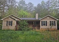 Pre-foreclosure in  FALL LN Blairsville, GA 30512