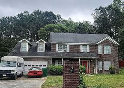 Pre-foreclosure in  BAYWOOD GLN Lithonia, GA 30058