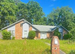 Pre-foreclosure in  SUGARBUSH RD Savannah, GA 31406