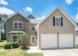 Pre-foreclosure in  ASH TREE ST Snellville, GA 30039