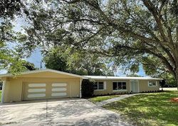 Pre-foreclosure in  SE 8TH AVE Okeechobee, FL 34974