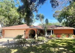 Pre-foreclosure in  LORDS DR Sarasota, FL 34231