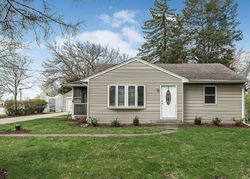 Pre-foreclosure in  BELL RD Lemont, IL 60439