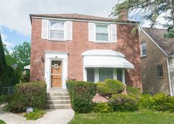 Pre-foreclosure in  N 76TH AVE Elmwood Park, IL 60707