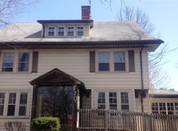 Pre-foreclosure in  WHITNEY ST Hartford, CT 06105