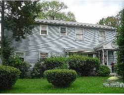 Pre-foreclosure in  BEATRICE AVE Bloomfield, CT 06002