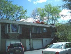 Pre-foreclosure in  DEEPWOOD LN Norwalk, CT 06854