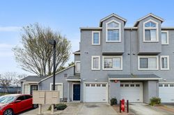 Pre-foreclosure Listing in CROSSING CT HAYWARD, CA 94544