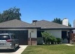 Pre-foreclosure in  NICHOLAS ST Bakersfield, CA 93304