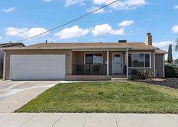 Pre-foreclosure in  CLAYBURN RD Antioch, CA 94509