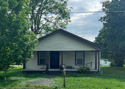 Pre-foreclosure in  N COLLINS ST Tullahoma, TN 37388