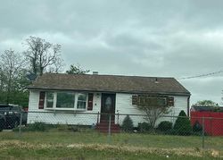 Pre-foreclosure in  CYPRESS ST Central Islip, NY 11722