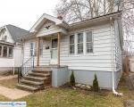 Pre-foreclosure in  OAK PARK AVE Cleveland, OH 44109