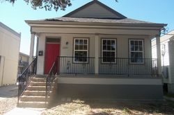 Pre-foreclosure in  WASHINGTON AVE New Orleans, LA 70113