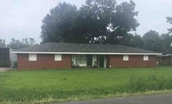 Pre-foreclosure in  AYO ST Raceland, LA 70394