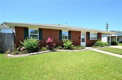 Pre-foreclosure in  KENNY DR Westwego, LA 70094