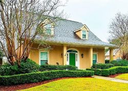 Pre-foreclosure in  MELROSE DR Marrero, LA 70072