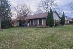 Pre-foreclosure in  BRUSH HILL LN Lake Zurich, IL 60047