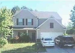 Pre-foreclosure in  SANDSTONE TRL SE Conyers, GA 30013