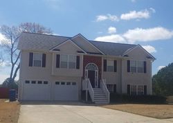 Pre-foreclosure in  ALYCE AVE Dallas, GA 30157