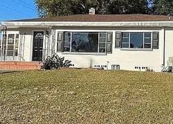 Pre-foreclosure in  GORDON AVE Bartow, FL 33830