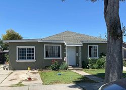 Pre-foreclosure in  N BENWILEY AVE Santa Maria, CA 93458