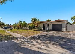 Pre-foreclosure in  SW 103RD AVE Fort Lauderdale, FL 33328