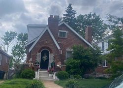 Pre-foreclosure in  PRATHER AVE Saint Louis, MO 63109