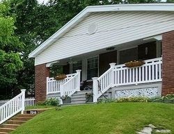 Pre-foreclosure in  LYNDOVER PL Saint Louis, MO 63143