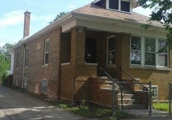 Pre-foreclosure in  W 77TH ST Chicago, IL 60620