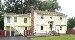 Pre-foreclosure in  SANDRA DR Bloomfield, CT 06002