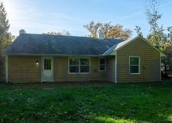 Pre-foreclosure in  PARKWOOD DR Berea, OH 44017