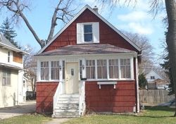 Pre-foreclosure in  N 7TH AVE Maywood, IL 60153