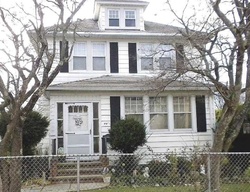 Pre-foreclosure Listing in NASSAU AVE GLEN COVE, NY 11542