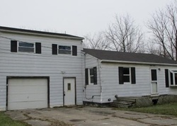 Pre-foreclosure in  LAMBDEN RD Flint, MI 48532